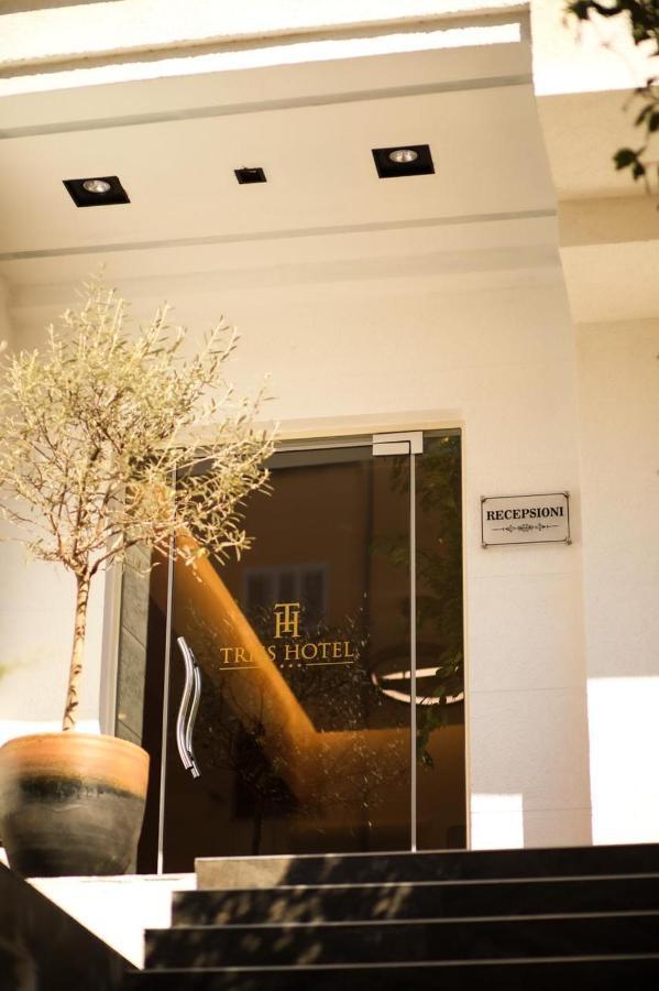 Triss Hotel Tirana Kültér fotó