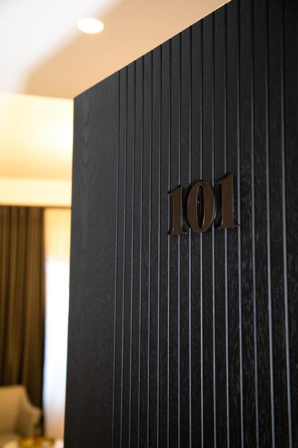 Triss Hotel Tirana Kültér fotó